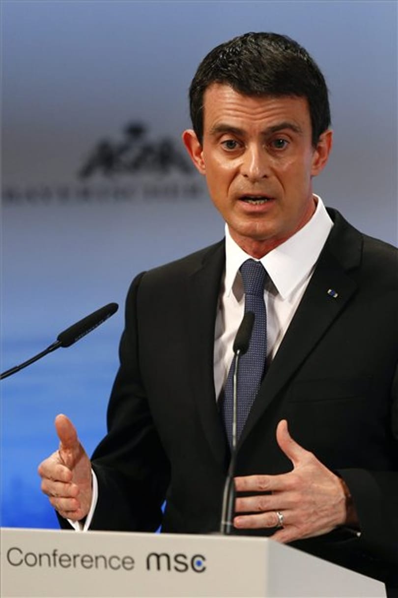 Hallani sem akar a francia kormányfő állandó menekültkvótáról