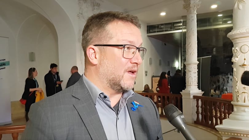Ujhelyi a hvg.hu-nak: Azt kérdezik külföldről, hogyan lehet így nyerni?
