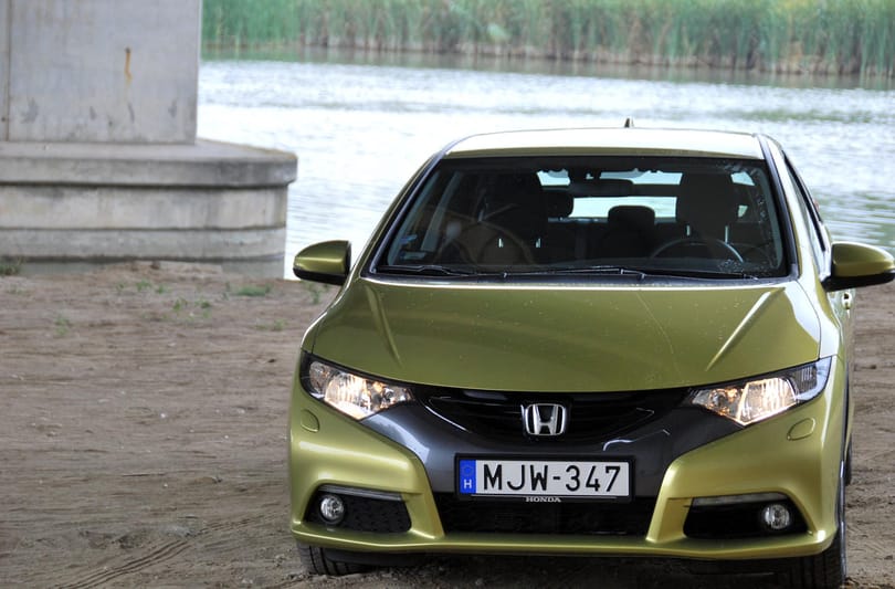 Honda Civic 1.6 dízel teszt: szükségből előnyt