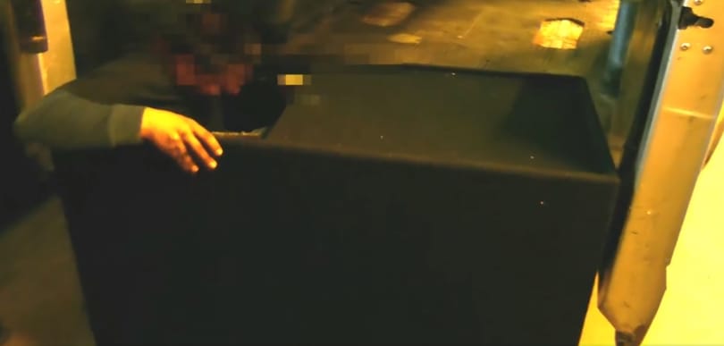 Hangfalba rejtette a bevándorlókat egy szerb embercsempész – videó