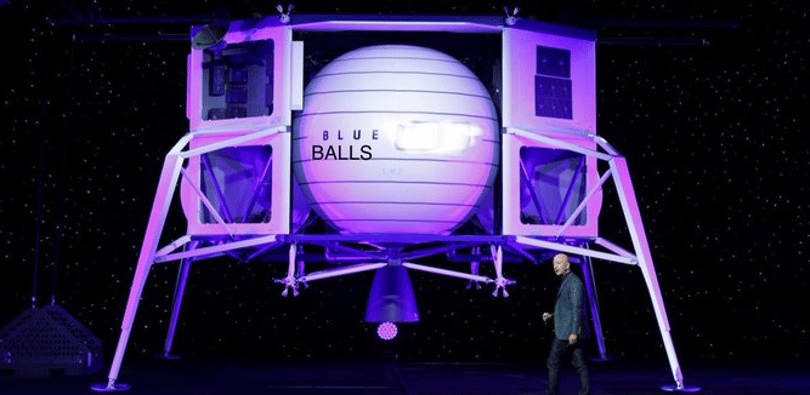 Elon Musk szerint Jeff Bezos űrhajója heregörcs