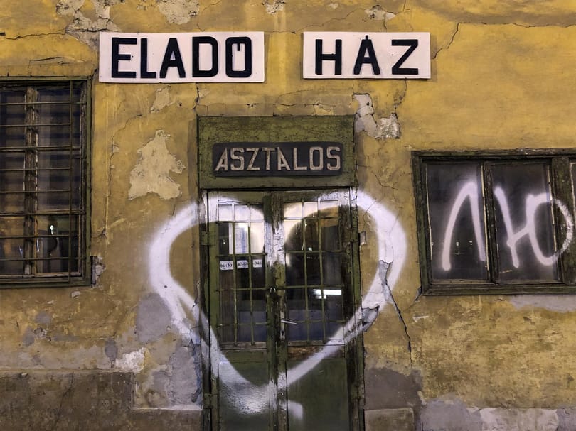 Szaporodnak a szélhámosok, régi trükkel halásznak a lakáspiac zavarosában