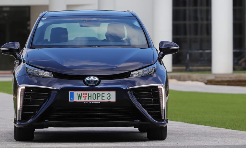 3 perc alatt feltölthető villanymotoros autót teszteltünk Budapesten