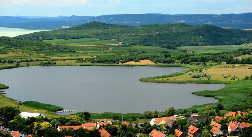 Balatonfüred, Alsóörs, Tihany - ezek a legkedveltebb helyek az északi parton