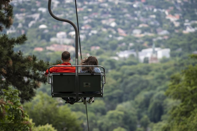 Kacskaringók és viták után hamarosan lehet kivitelezője az új budai libegőnek