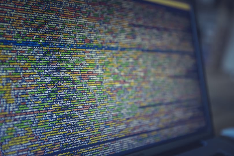 Megkapják a vállalatok a programot, amellyel bárkit lehallgathat a CIA