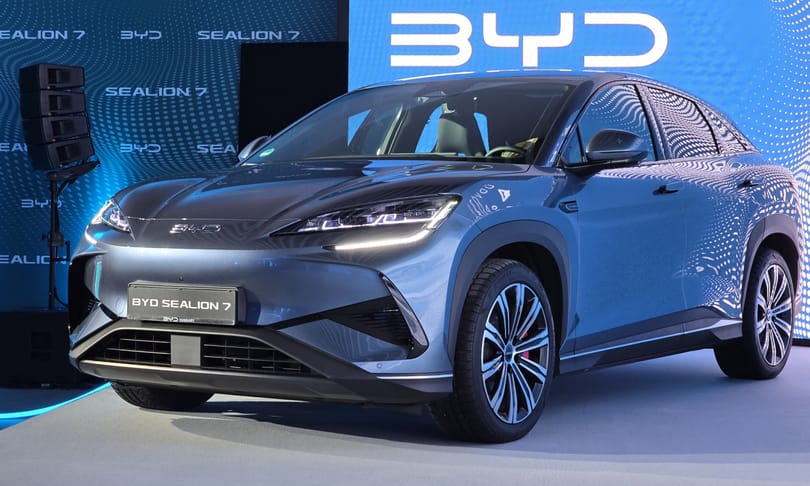 Oroszlánfóka: Budapesten vezettük a legújabb BYD villanyautót