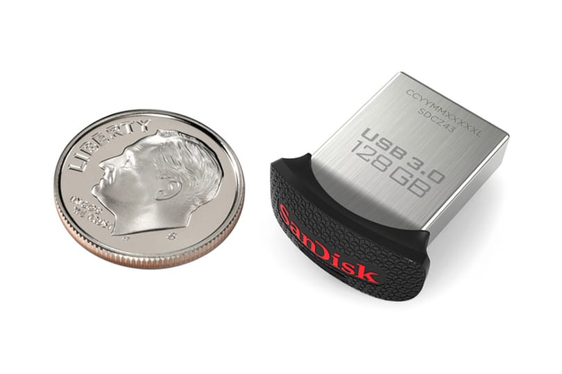 128 GB fér rá erre a pénzérme nagyságú SSD pendrive-ra