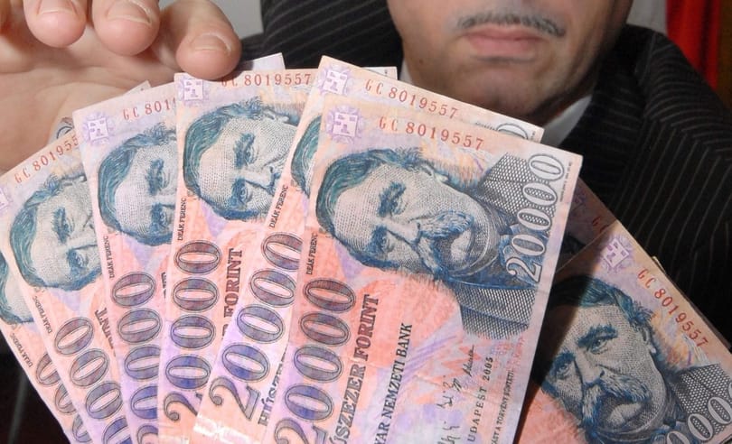 Öt évre venne fel 1 millió forint személyi kölcsönt? Ha észnél van, megfoghat 110 ezret a törlesztőn
