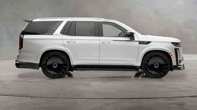 Méteres kerekeket kapott a Mansory tuningcégtől a Cadillac Escalade