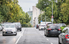 Újabb három budapesti útszakaszon csökkentik a sebességhatárokat