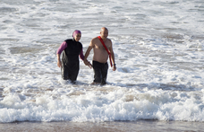 Szíriában kötelezővé tették a strandon a burkinit