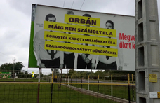 Leragasztották Márki-Zayék a CÖF plakátjait Hódmezővásárhelyen