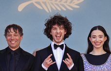 Ennyi ember még sohasem nevetett együtt Cannes-ban