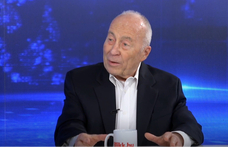 Juhász Előd elárulta, hogyan szervezte be a Belügyminisztérium, hogy az Egyesült Államokról jelentsen