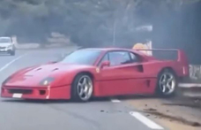 Összetörte egy szerelő Lando Norris Ferrari F40-esét