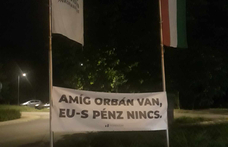 Molinót feszített a Momentum Orbán Viktor szavazóköréhez