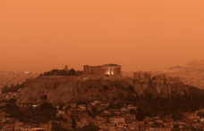 Marsi tájjá változott Athén a szaharai por miatt – fotók