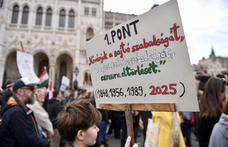 Ügyészek írhatták a megfélemlítési törvényt, így lett minden kiskaput bezáró büntetőeszköz belőle