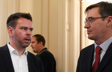 Rendkívüli ülést kezdeményezett a főváros pénzügyi helyzete miatt Vitézy Dávid és Baranyi Krisztina