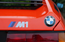 Egy darabka történelem: eladó az egyik legkoraibb BMW M1