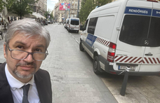 Múlt héten feljelentették, de ismét tüntetést tart a Ferenciek terén Hadházy Ákos