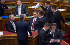Hogyhogy csak most inoghat meg a NER? Váratlan helyről érkezett a válasz