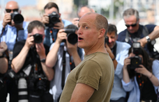 Kifosztották Woody Harrelson és Bill Maher hollywoodi fűboltját