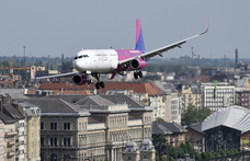 Szijjártó bejelentette, hogy Budapest–Mumbai járatot indít a Wizz Air