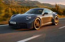 Már a Porsche 911 is hibrid, de egészen egyedi módszerrel