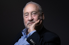 Stiglitz: Nem jön ki Trump költségvetési matekja!