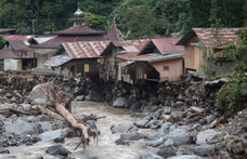 Hideg lávafolyam és villámárvíz pusztított Szumátrán, legalább 37-en meghaltak