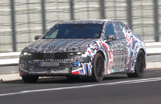 Videón a hangtalanul hasító vadonatúj elektromos BMW M3