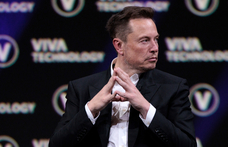 Elon Musk: egy éve maradt az emberiségnek, 2025-ben taszít le minket a mesterséges intelligencia