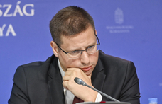 Tóta W. Árpád: Állítsátok meg a Fideszt, Gulyás Gergő ki akar szállni!