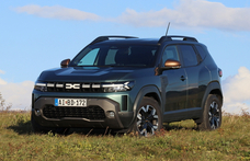 Nem drága, vagány és élvezi a terepet: teszten a vadonatúj Dacia Duster