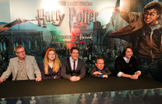 A Harry Potter-filmek színésznőjének nem tetszik, hogy a saga csak gyerekeknek való a kollégája szerint
