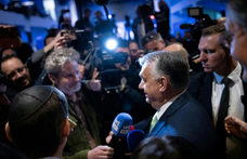Guardian-vélemény: Orbán abban bízik, hogy az amerikai választás eredménye megfordítja a politikai szerencséjét
