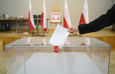 Beláthatatlan válsághoz vezethet egy túl szoros eredmény a lengyel elnökválasztáson