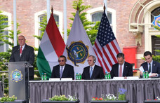 Pintér és az amerikai követség emberei együtt ünnepelték a budapesti Nemzetközi Rendészeti Akadémia alapításának kerek évfordulóját