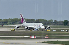 Olyan erős turbulenciába került a Qatar Airways repülőgépe, hogy megsérült 12 ember