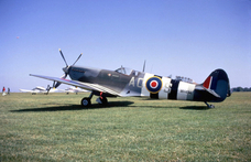 Lezuhant egy II. világháborús brit Spitfire, meghalt a pilóta