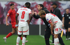 Az utolsó pillanatban mentett pontot Lőw Zsolt csapata a Bayern ellen, elmaradt a bajnokavatás