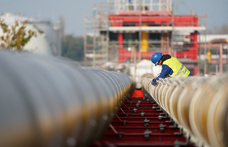 Szijjártóék szerint káros lenne az orosz LNG uniós szankcionálása