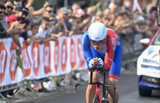 Nagyot bukott Valter Attila a Giro d'Italián