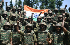 Lopakodó vadászgépet fejleszt India, hogy felvegye a versenyt Pakisztánnal