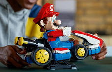 Itt a Lego nagy meglepetése: összerakható Mario Kart készült, épp a rajongók legfontosabb napján