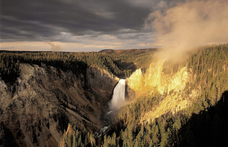 Heten meghaltak egy autóbalesetben a Yellowstone Nemzeti Park közelében