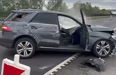 Filmbe illő autós üldözés után kaptak el egy cigicsempészt az M3-ason