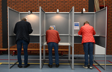 Hollandiában október végén tartják az új parlamenti választásokat